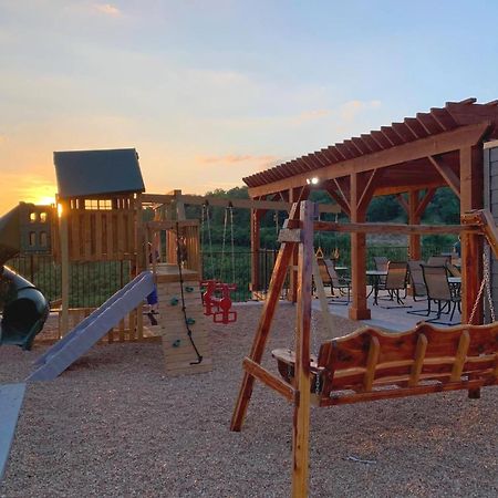 Chateau On The Cove Branson Luaran gambar
