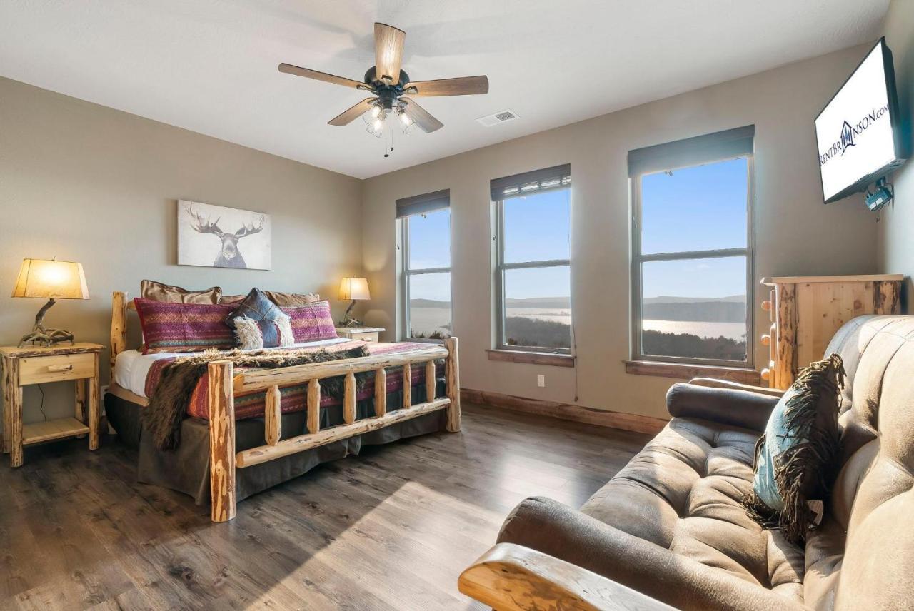 Chateau On The Cove Branson Luaran gambar