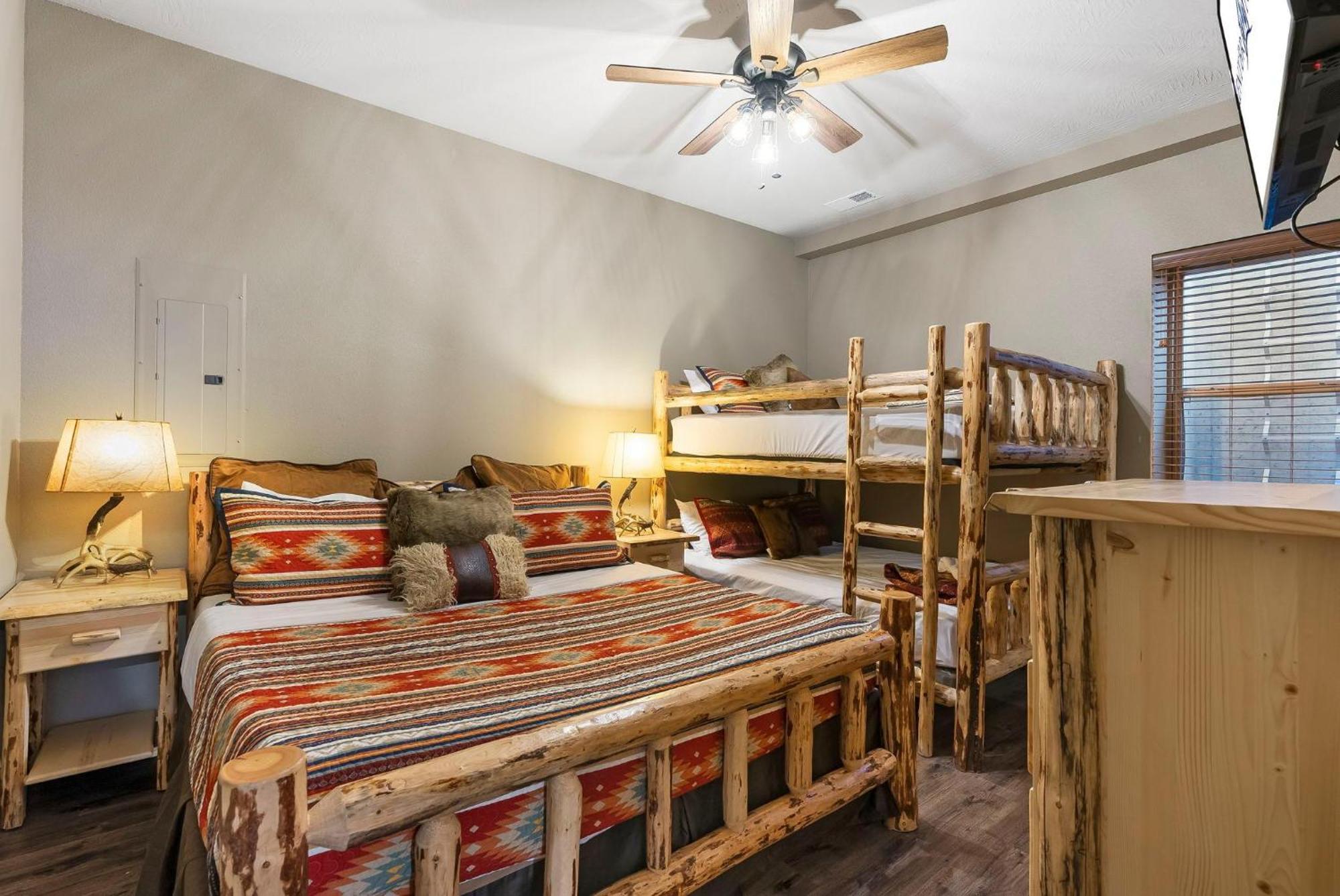 Chateau On The Cove Branson Luaran gambar