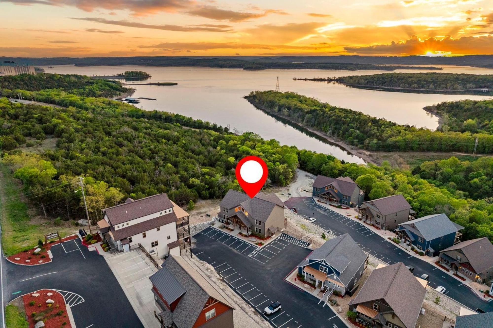 Chateau On The Cove Branson Luaran gambar