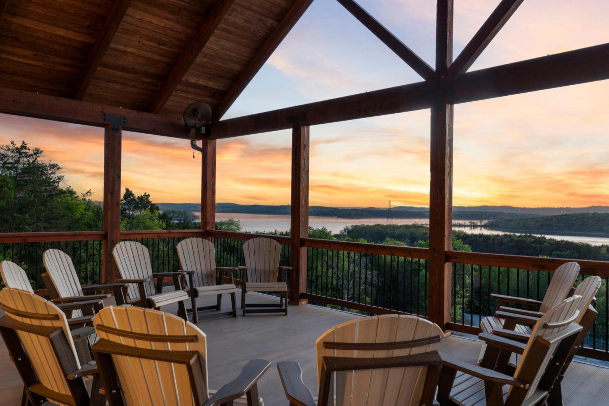 Chateau On The Cove Branson Luaran gambar